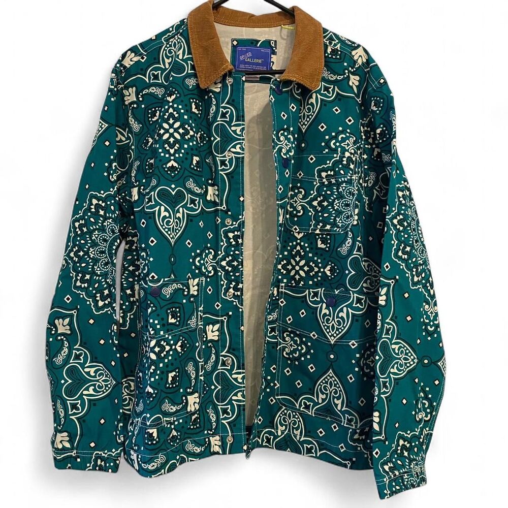 Op/Ed Gallerie Green and white paisley bandana jacket